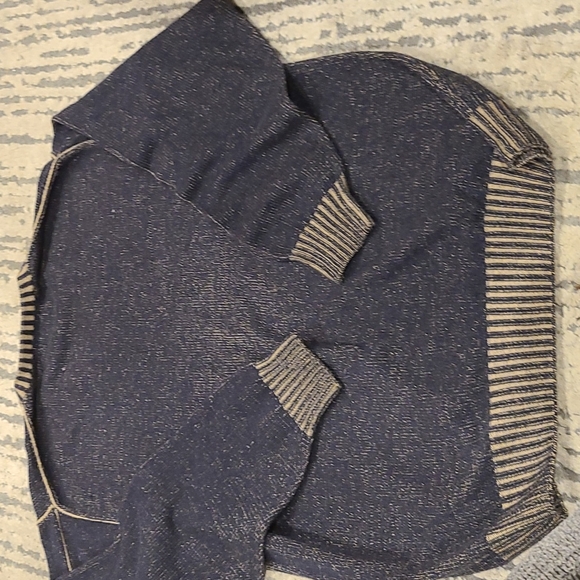 Ragman vneck hand knitted sweater - Picture 2 of 6